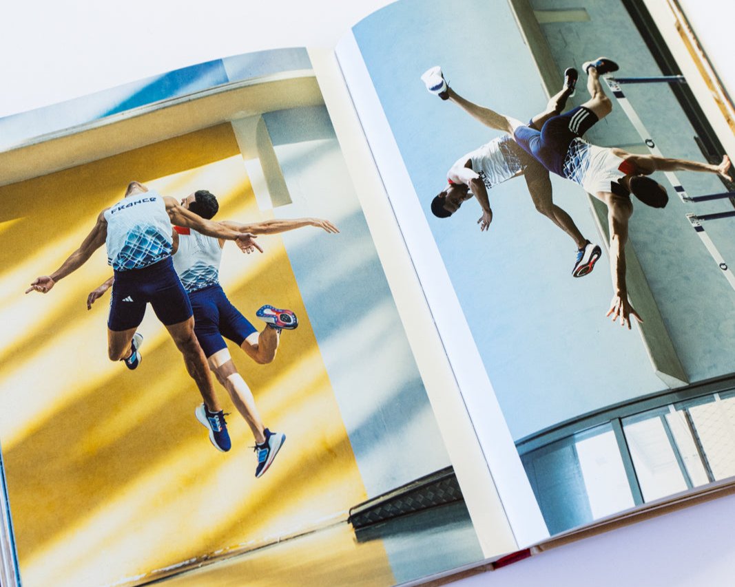 SPORT IN THE AIR - ART BOOK